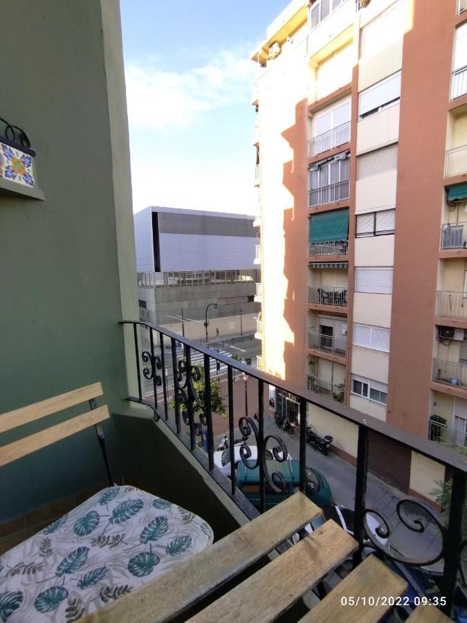Luminoso Apartamento * La Marina De バレンシア エクステリア 写真